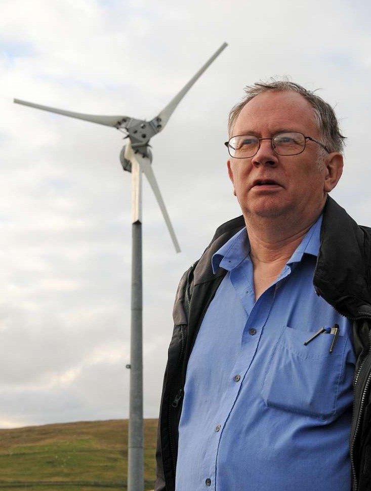 Small wind turbine owners advised to shut down Proven machines after ...